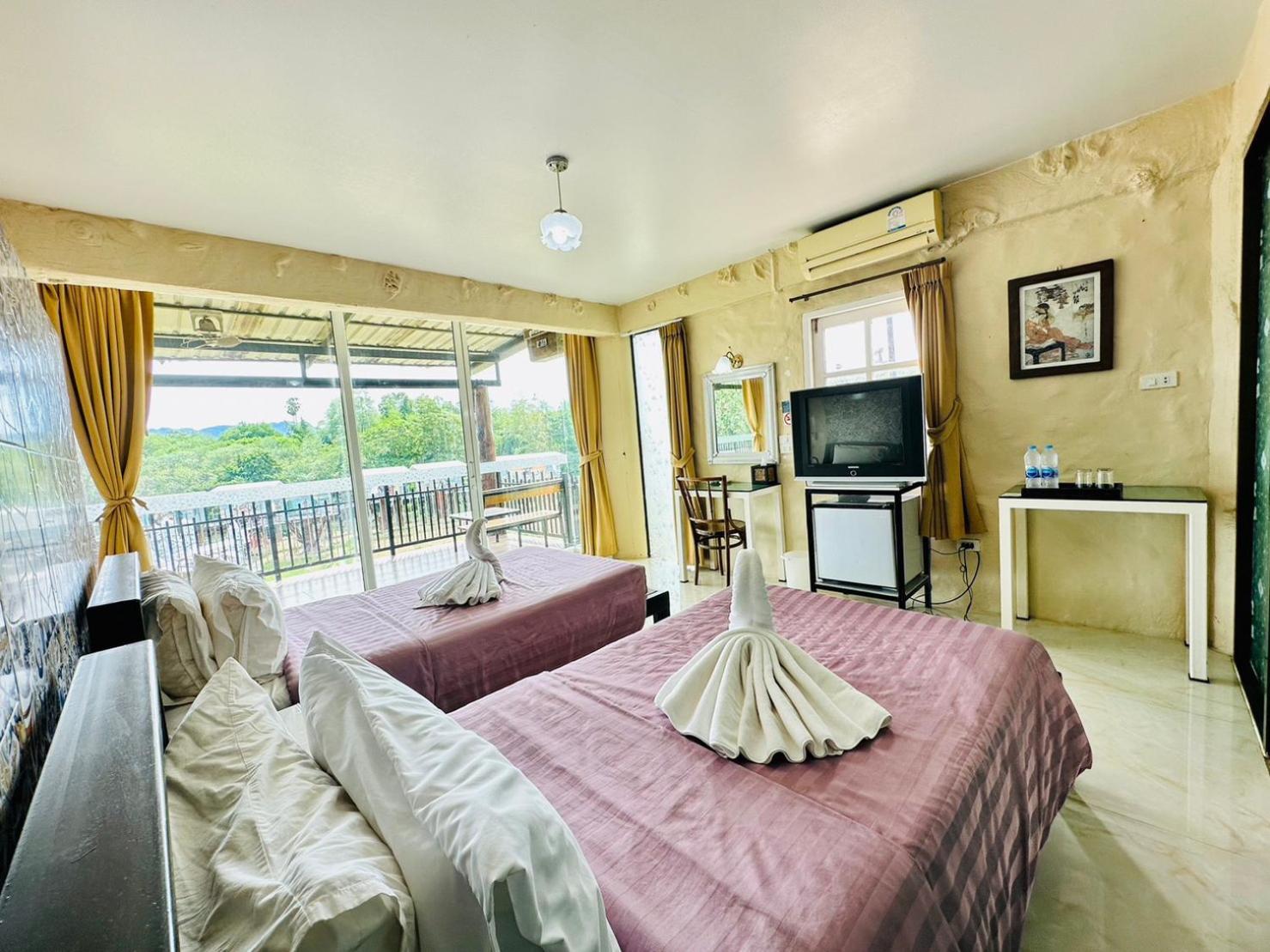 Yoko River Kwai Resort Sai Yok Exterior photo