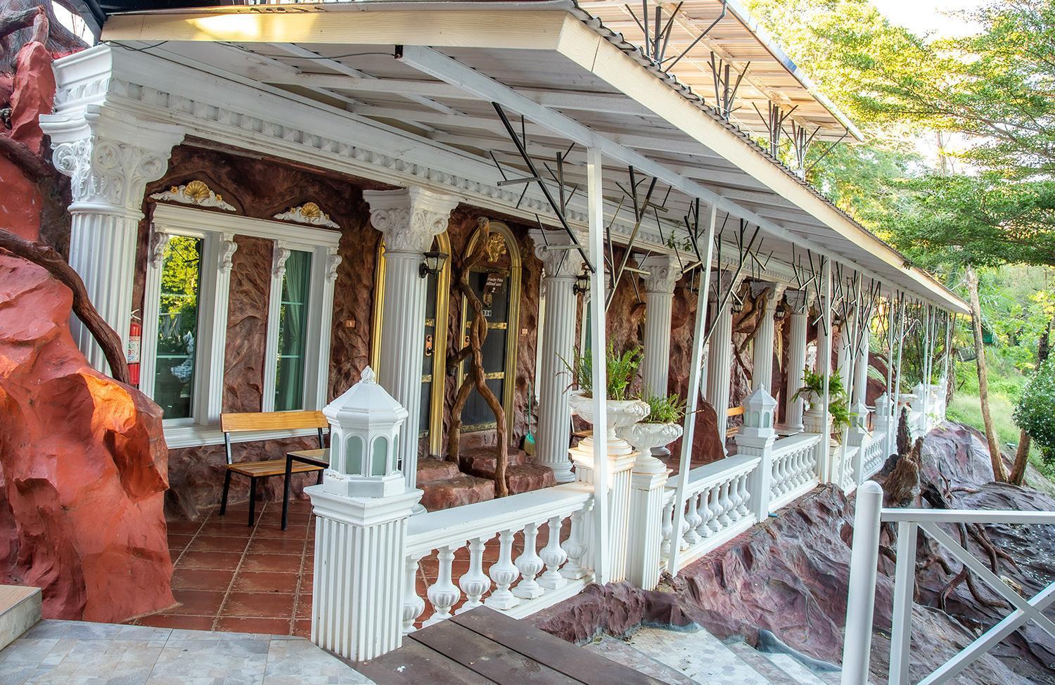 Yoko River Kwai Resort Sai Yok Exterior photo